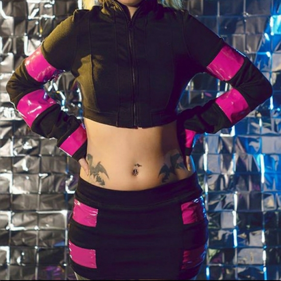 ISO - Picture 3 of 8